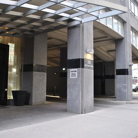 Livingsuites Toronto - 20 Blue Jays Way エクステリア 写真